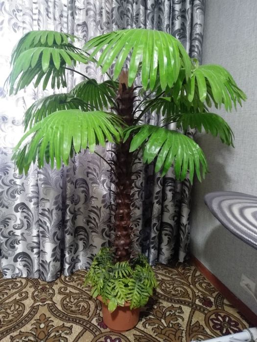 Пальма искусственная, интерьерная
