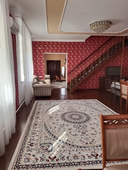 Коттедж жалға беріледі — тәулігіне 70 000 тг