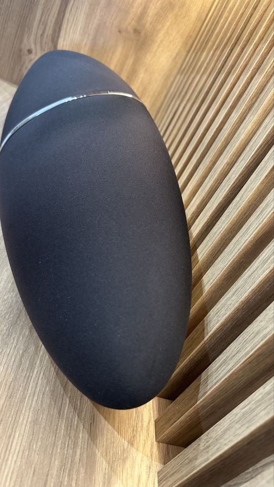 Bowers & Wilkins Zeppelin - конвертиран в Bluetooth