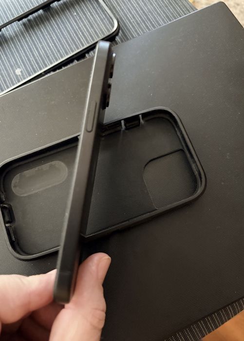 Iphone 15 in stare perfect