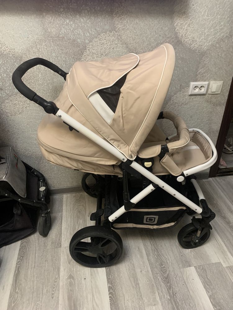 Продам коляску Mon