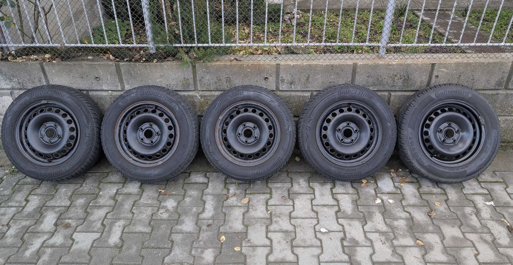 Стоманени джанти със зимни гуми 195/65/15