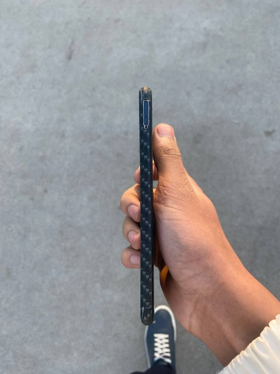 Samsung a7 4/64 obmenga qoyildi