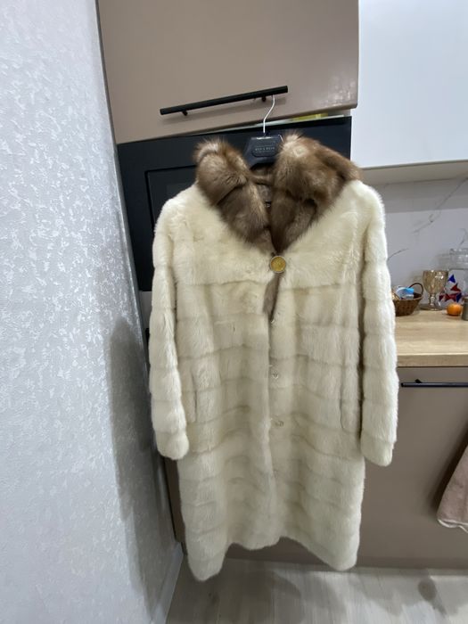 Продам шубу норковую