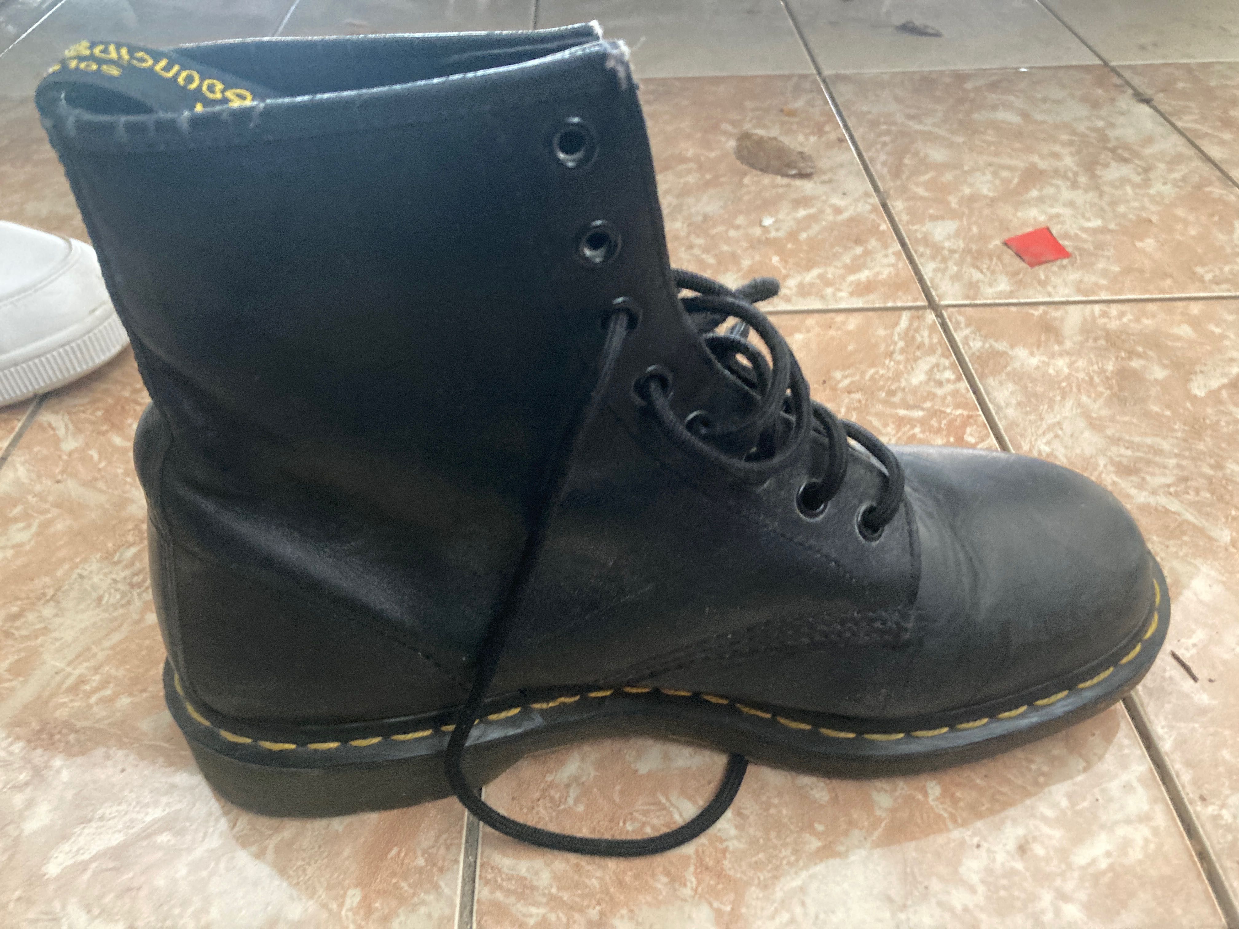 Черно високо горнище Doc Martens размер 43