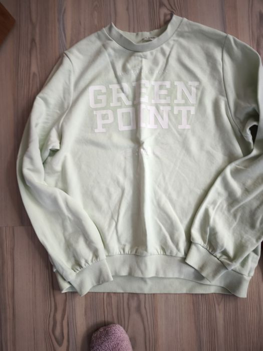 Два суитшърта и коледна блузка S размер