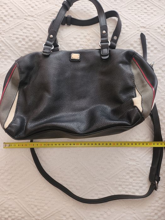 Дамска чанта запазена