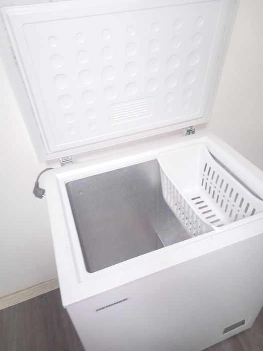 Vând lada frigorifica cu garanție