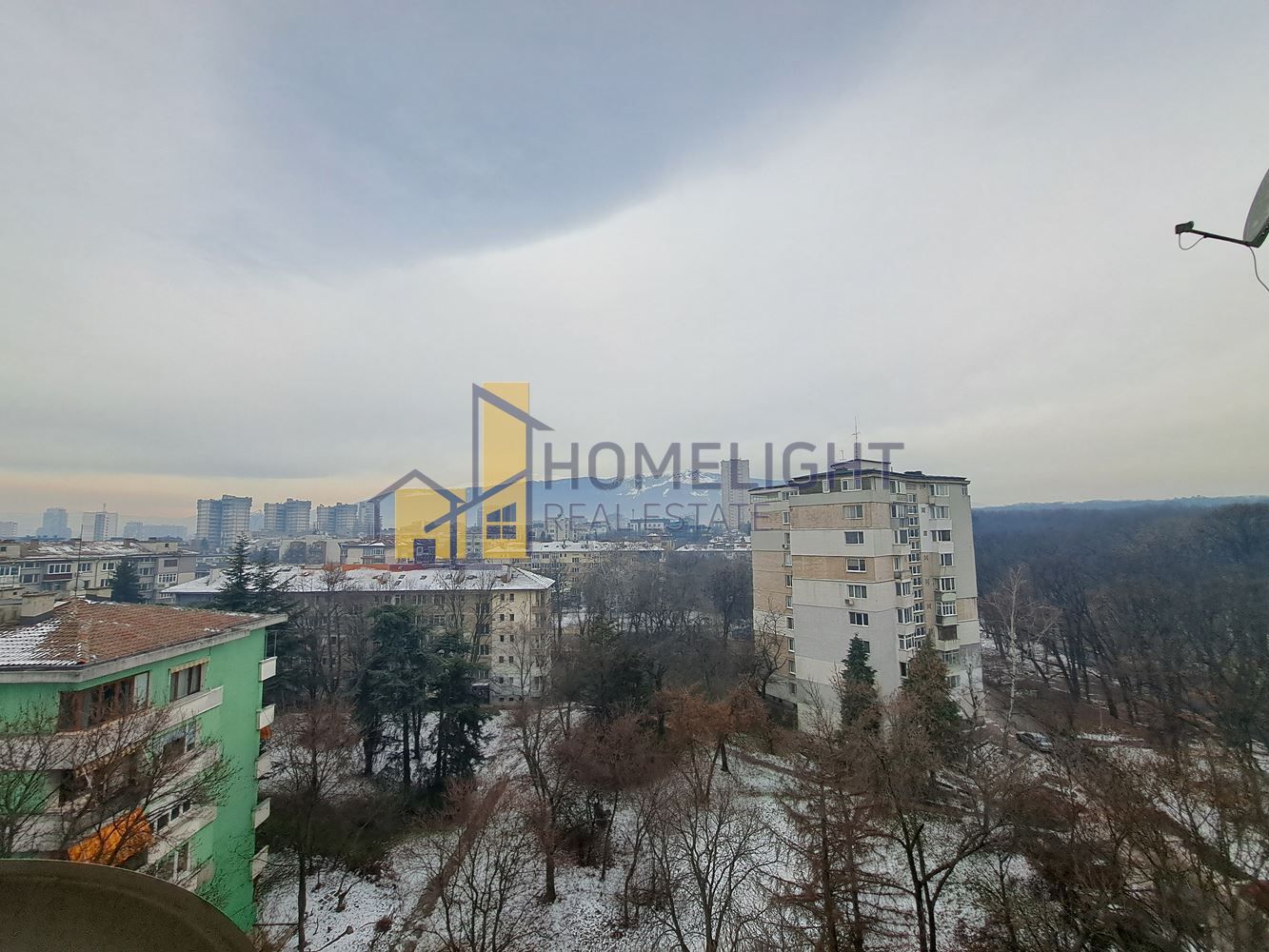 Двустаен апартамент в кв. Изток