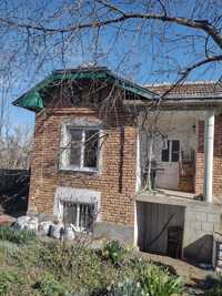 продавам къща - с. Вързулица / House for SALE - Varzulitsa village