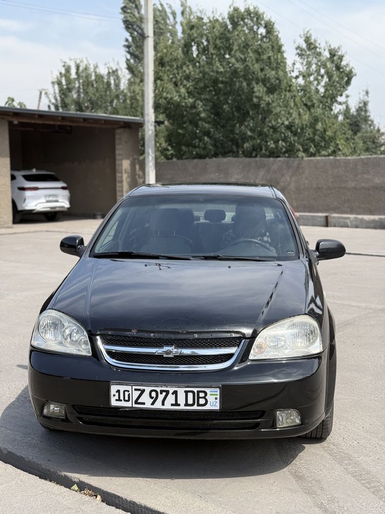 Продается лассети 2010 4 позиция 1.8