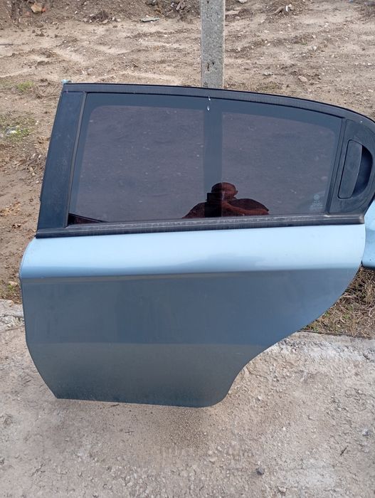 Задна лява врата Alfa Romeo 147