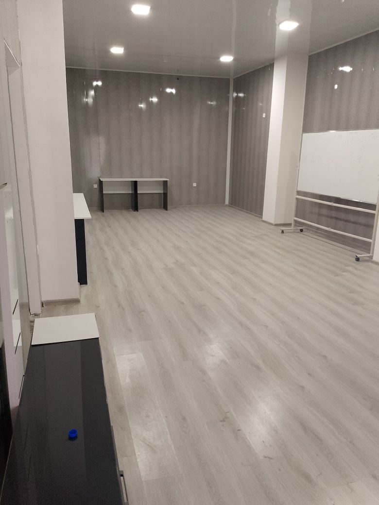 Чиланзар19 2этаж 42м² 1кабинет Юр адрес парковка 24/7