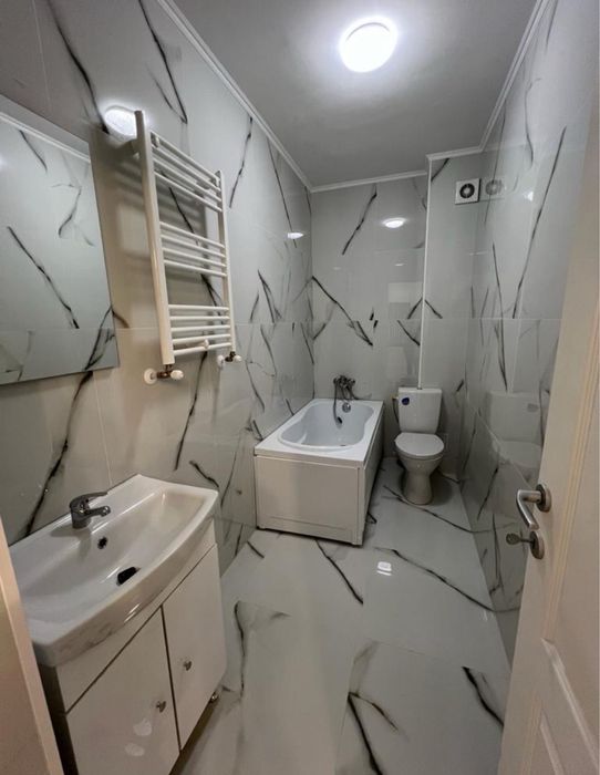 Apartament 1 camera si curte proprie
