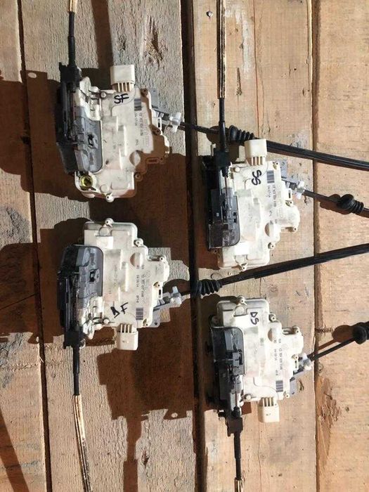 Broasca usa incuietoare usa portiera vw passat b6 b7 cc