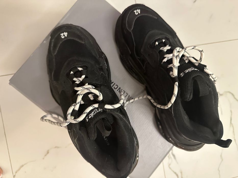 Дизайнерски Обувки