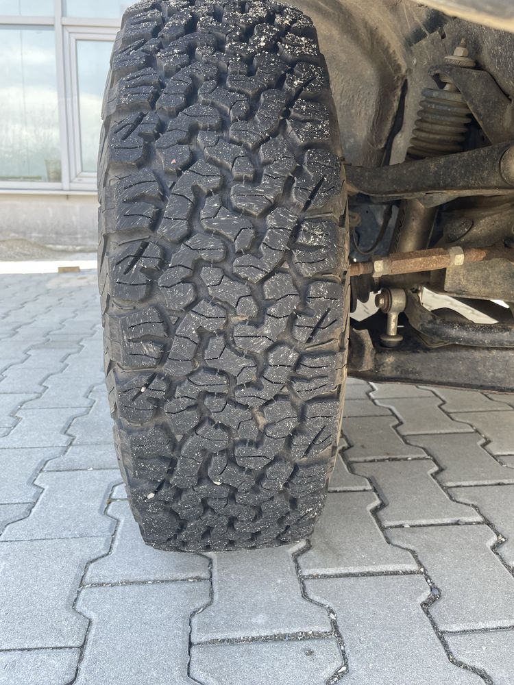 BF Goodrich 235/70r16