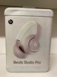 Beats Studio Pro бежови безжични слушалки ANC