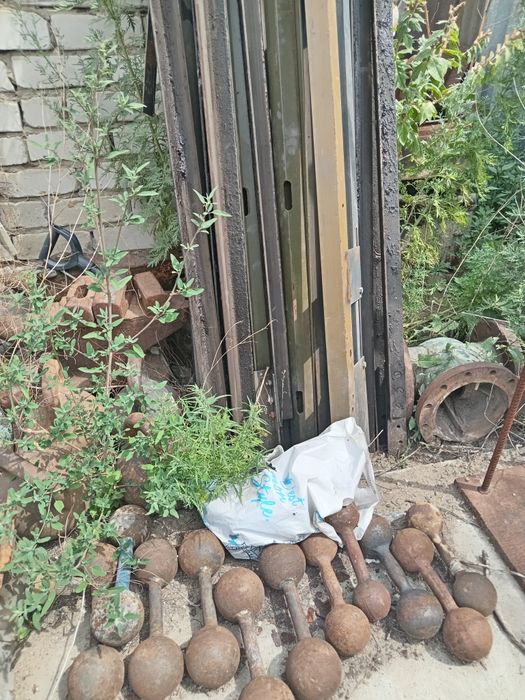 Продам гантели разные