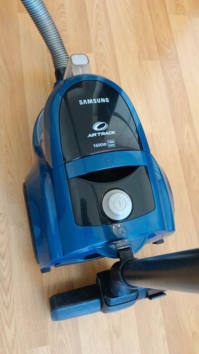 Пылесос Samsung 1600w