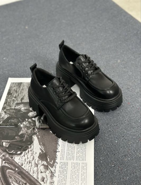 Новые лоферы, размер 36. Продаюза 10 000тг. Можем договориться о цене.