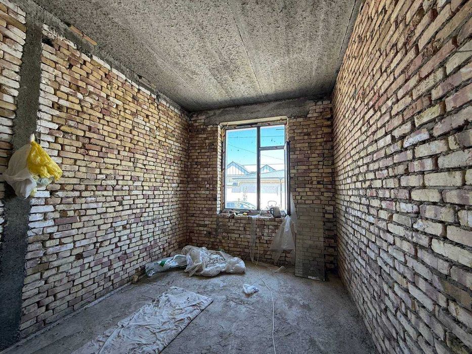 Tayyor 5 sotiqli kottedj sotiladi