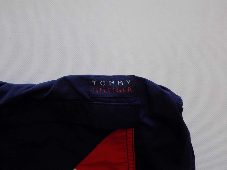 Къси панталони tommy hilfiger шорти гащета бански оригинални мъжки M/L