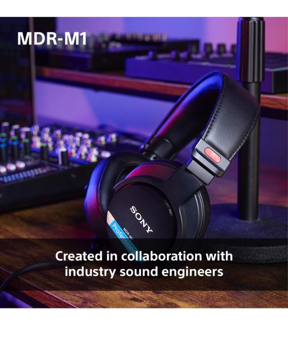 Căști Sony MDR-M1 Studio cu spate închis - cu fir,