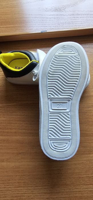 Кроссовки новые на девочку и мальчика