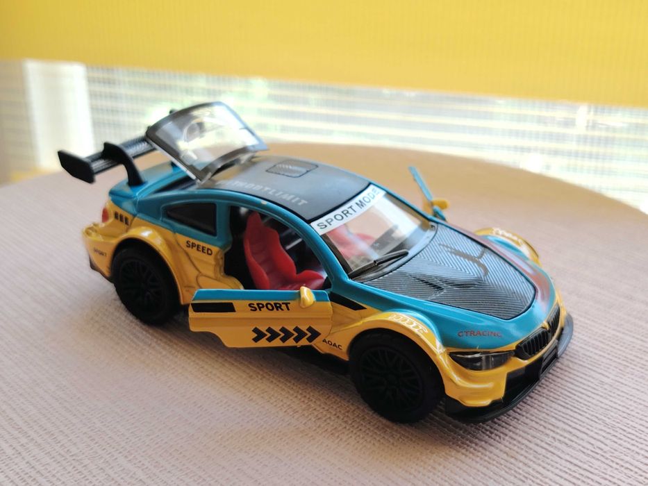 Количка Метална BMW с отварящи се врати