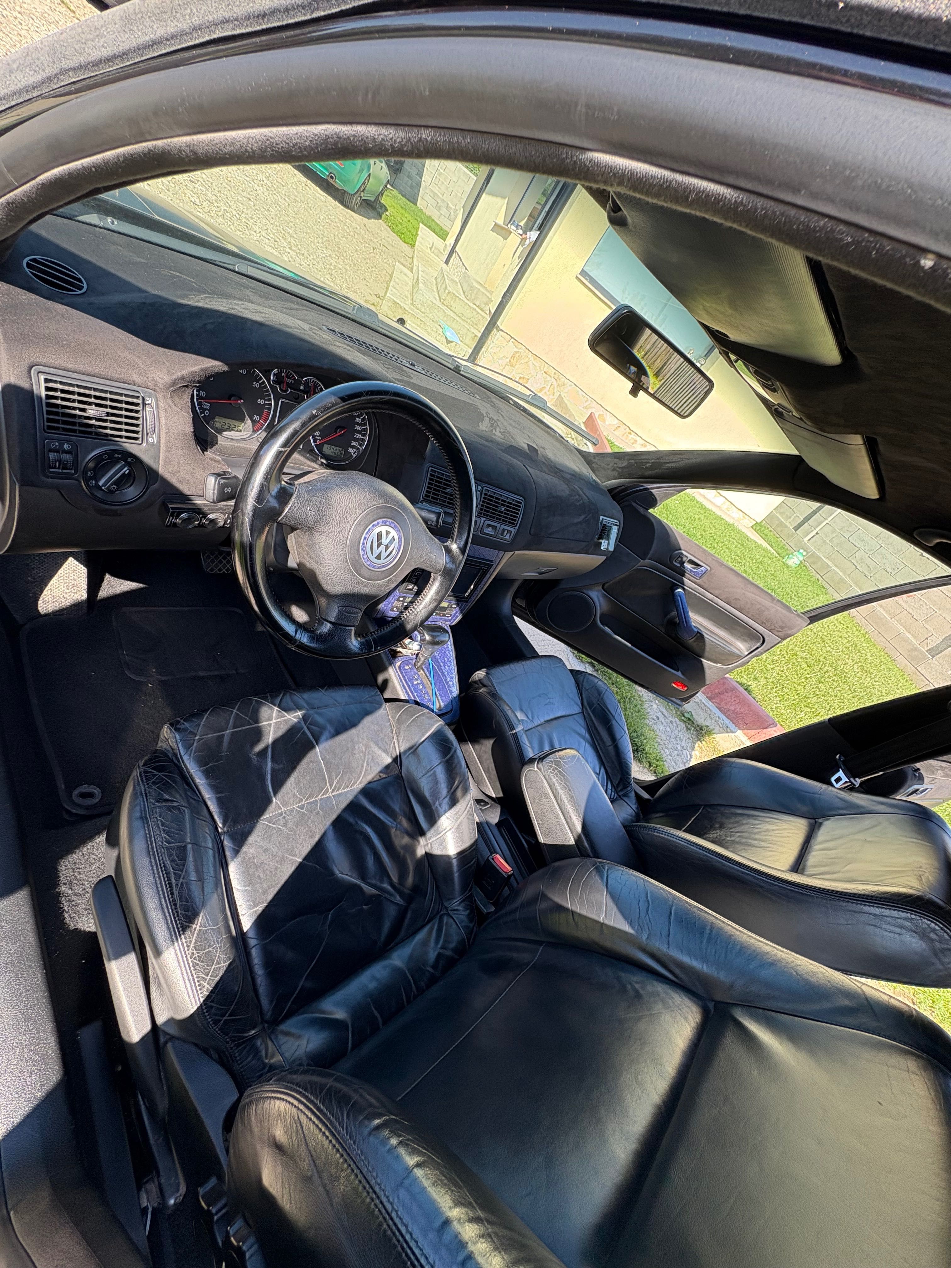 Vând sau schimb vw Golf GTI