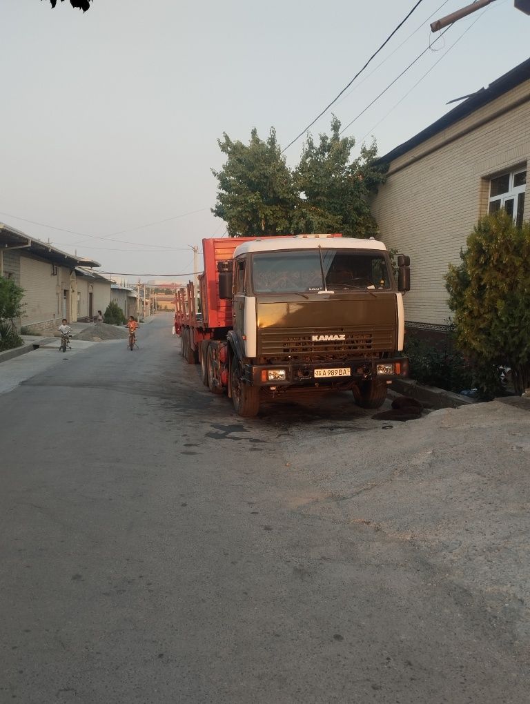 Kamaz ishlab turibdi