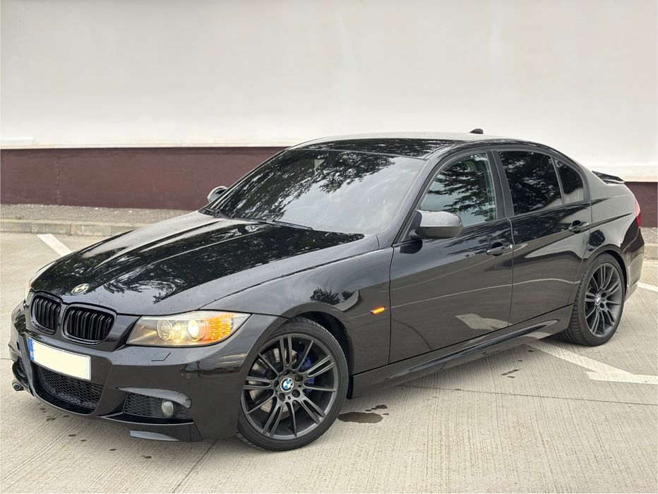 Vând bmw seria 3 e90 facelift