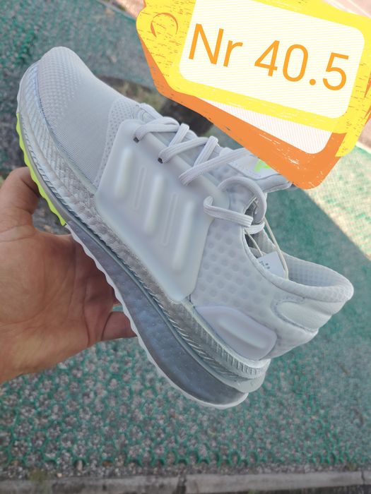 Adidas bărbați Nr 40.5