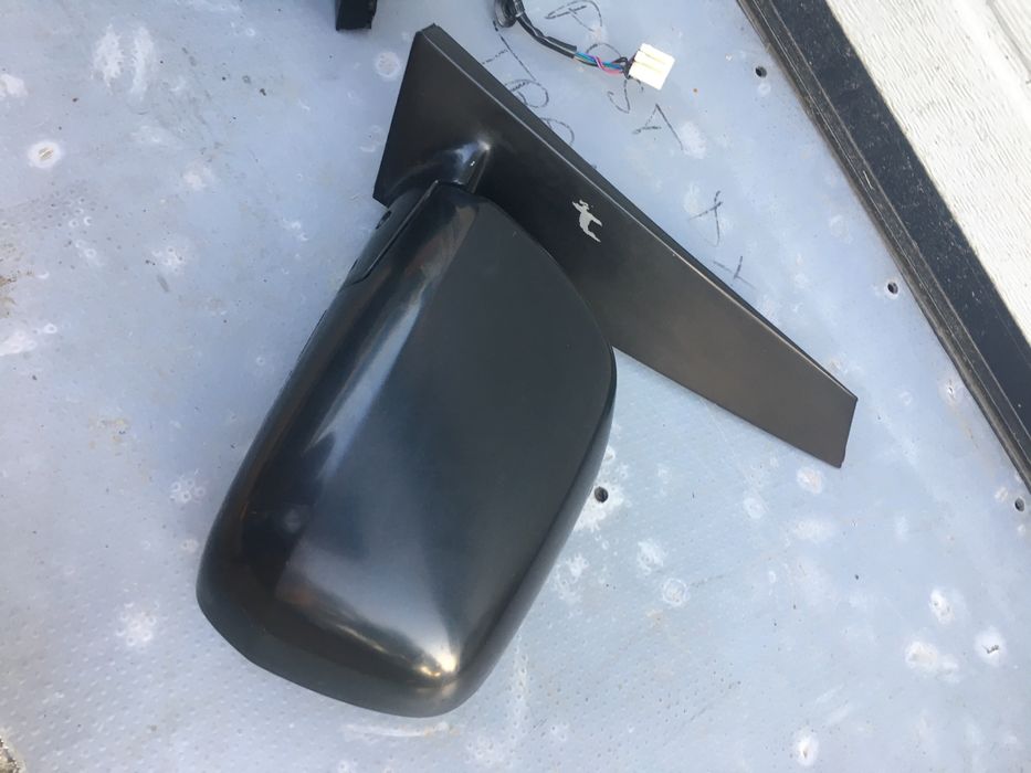 Oglinzi St/Dr Toyota Previa 2000-2006. Volan stinga