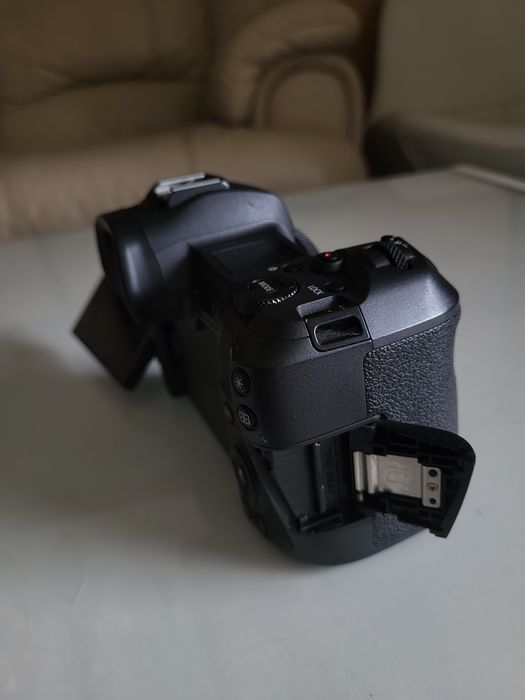 Canon eos r cu cage smallrig