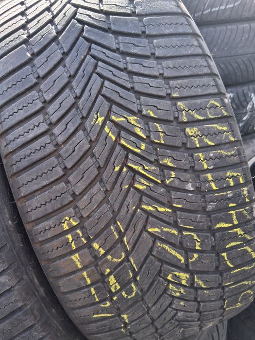 225 40 19 BRIDGESTONE 2бр зимни дот 2023г