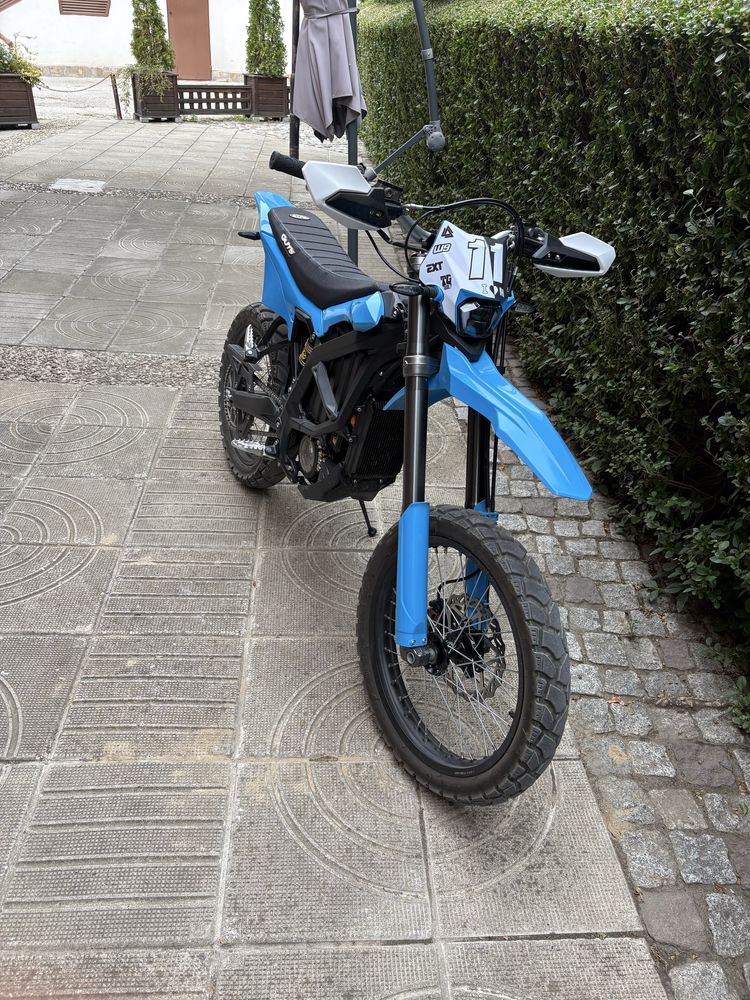 Surron ultra bee