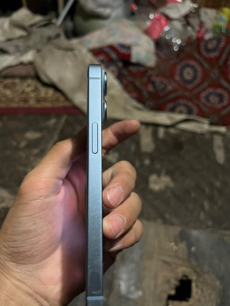 Продам IPhone 14
