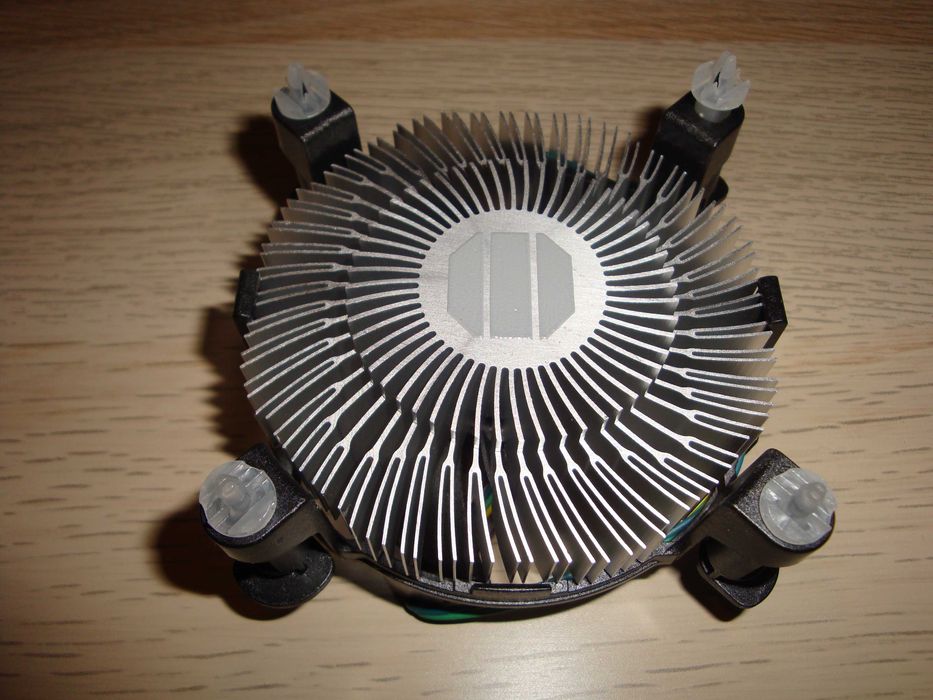 cooler intel original E97379-003 sk 1151 1155 1150 1156 cooler nou