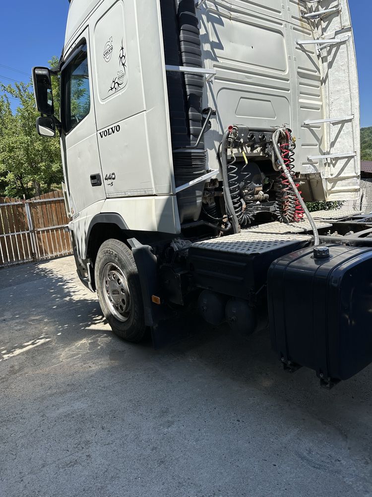 Vand Volvo fh 440,an 2009,cutie automata,standard