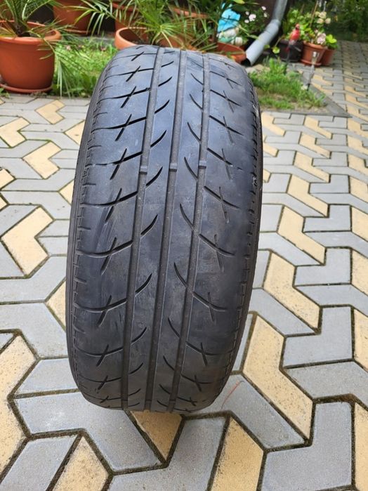 Anvelopa vara 215 55 16