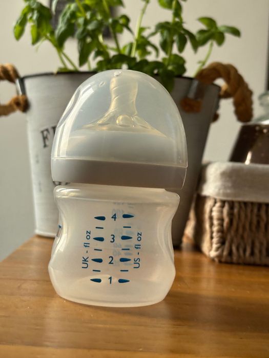 Контейнери за кърма на Avent