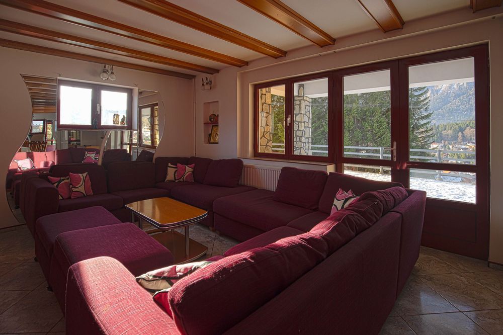 Vila de inchiriat /Casa de inchiriat /Cazare munte /Busteni /La Cheie