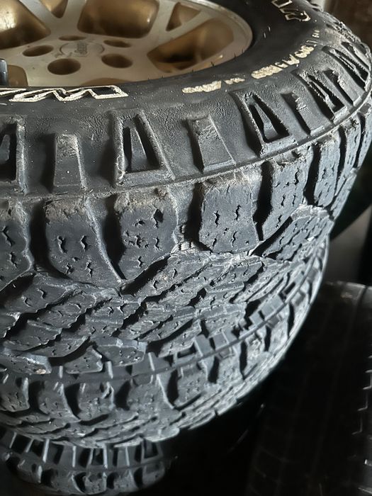 Гуми с джанти за Jeep ZJ/XJ