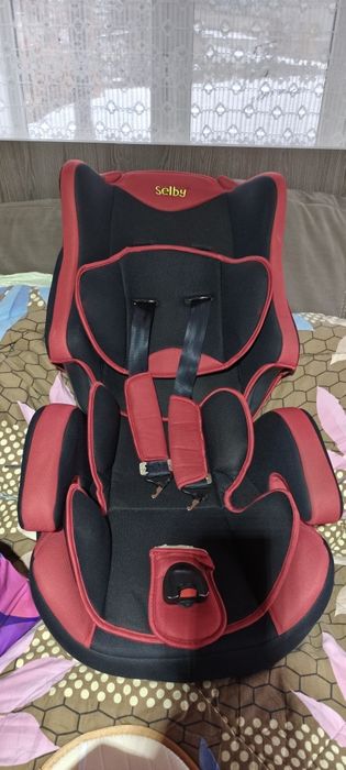 Продам автокресло