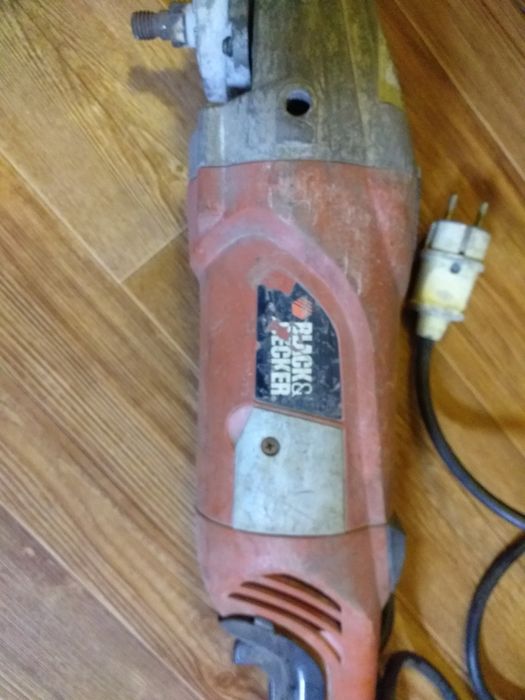 Продам болгарку на запчасти