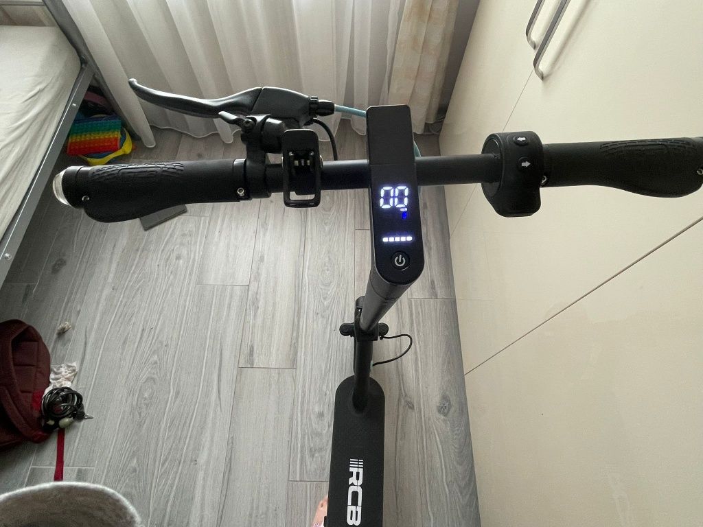 Trotineta electrica RCB