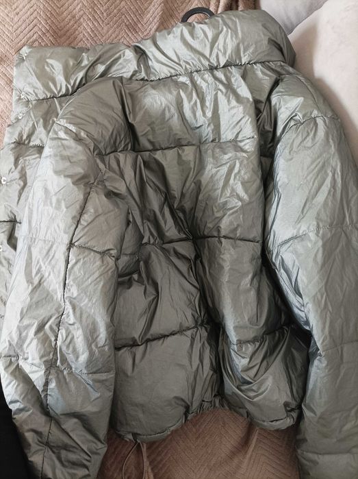 Vând damă, aproape nouă