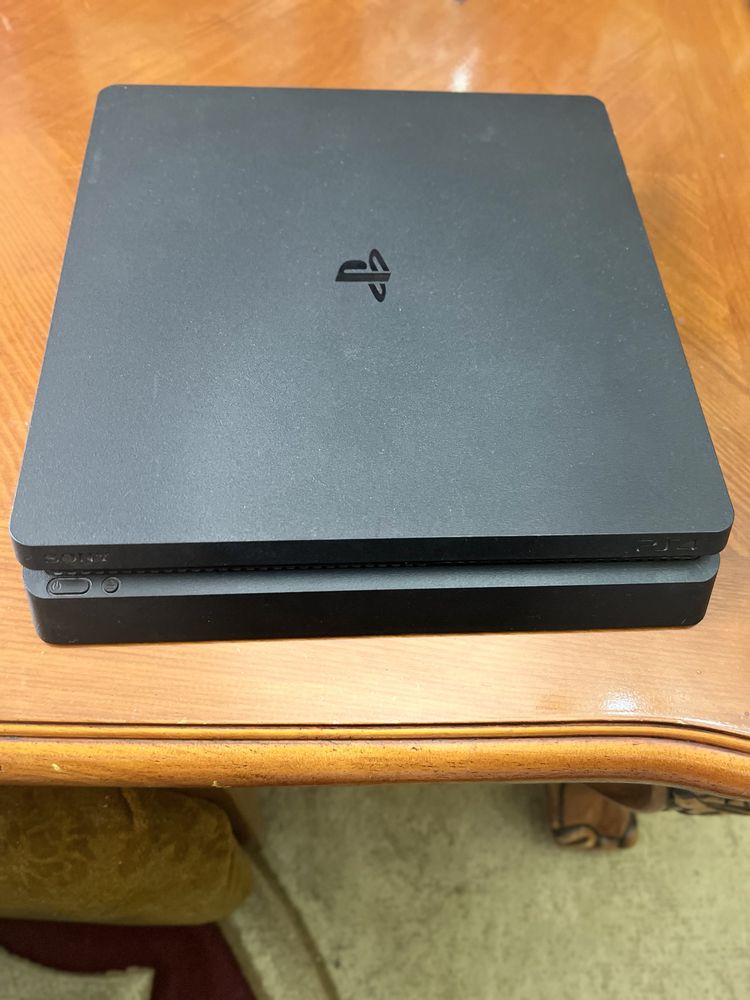 PlayStation 4 1TB